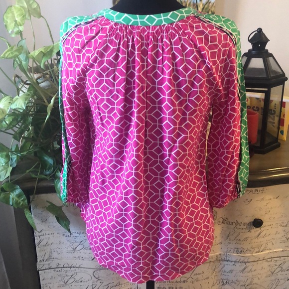 🔴 CROWN & IVY LONG SLEEVE GEOMETRIC PRINT BLOUSE PINK WHITE GREEN SIZE PS - Picture 4 of 14